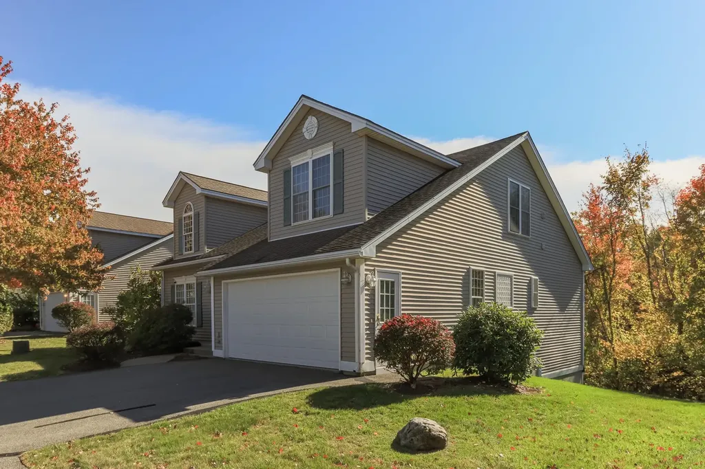 96 Westchester Way Manchester NH 03104