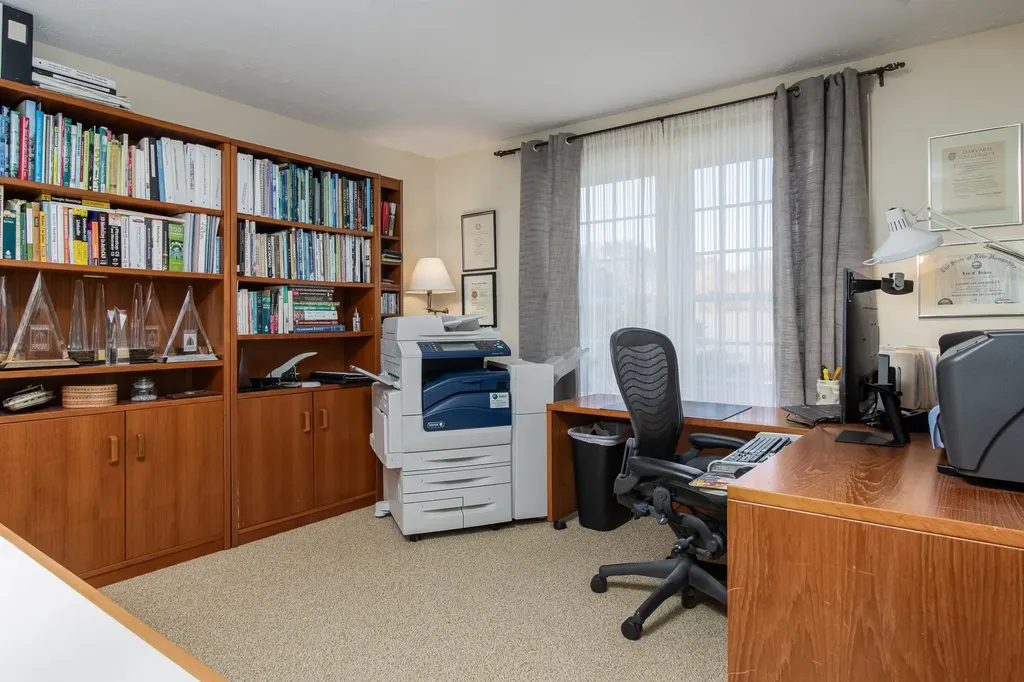 96 Westchester Way Manchester NH 03104