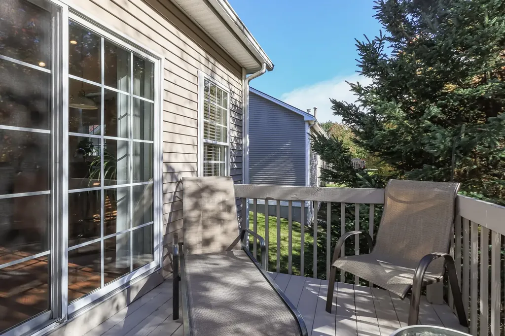 96 Westchester Way Manchester NH 03104