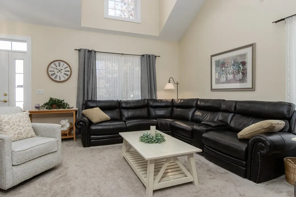 96 Westchester Way Manchester NH 03104