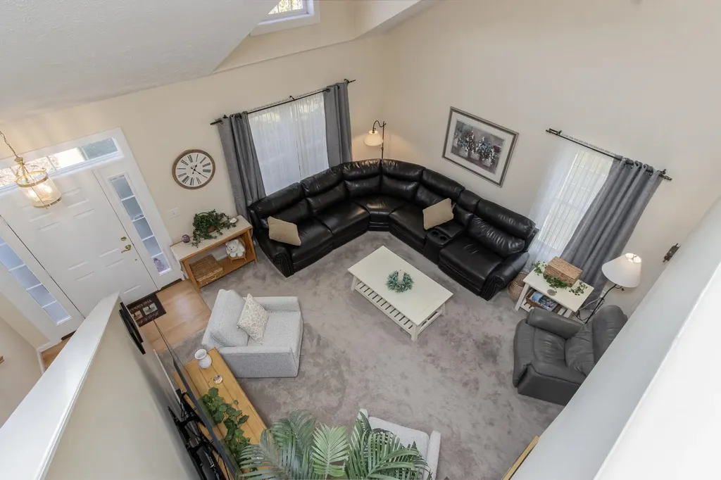 96 Westchester Way Manchester NH 03104