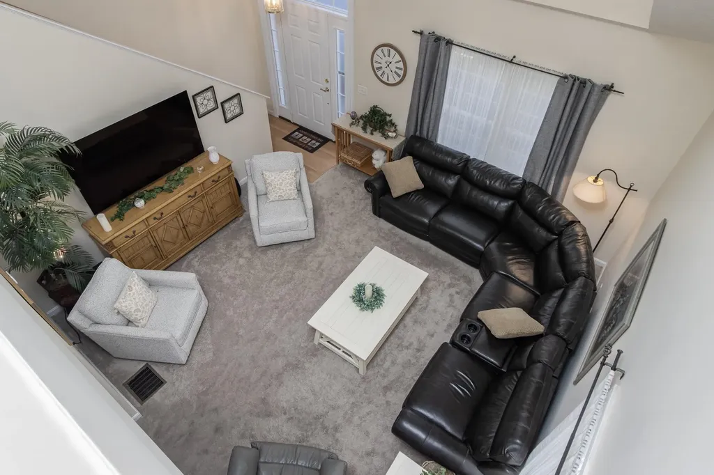 96 Westchester Way Manchester NH 03104