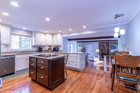 44 West Road Rye NH 03870
