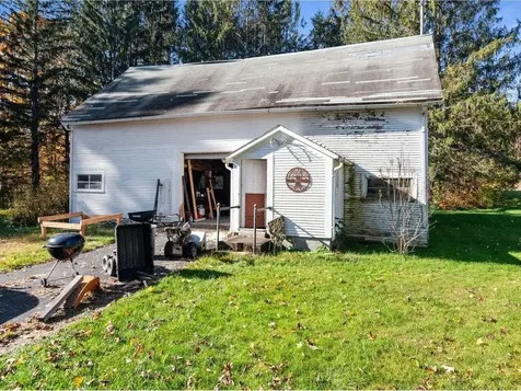 512 South 116 Road Bristol VT 05443