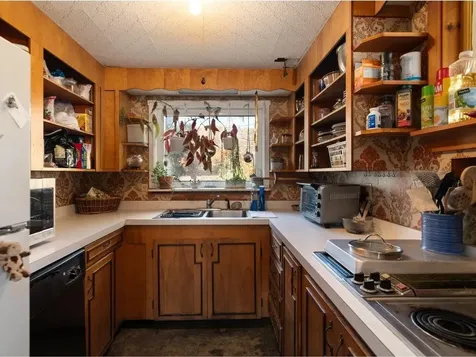 512 South 116 Road Bristol VT 05443