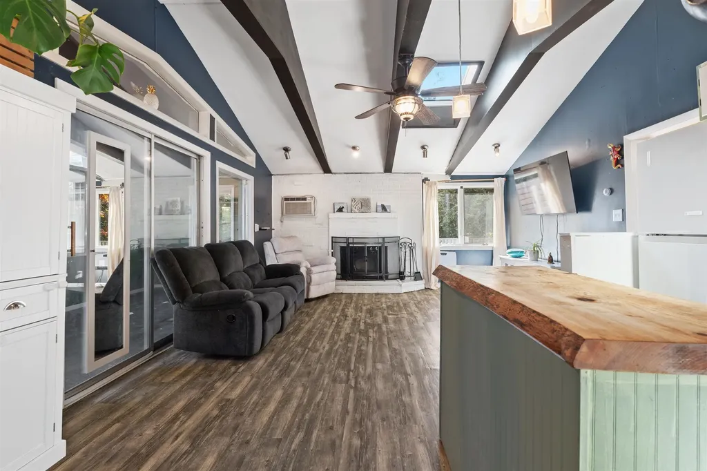 433 Deer Meadow Road Webster NH 03303