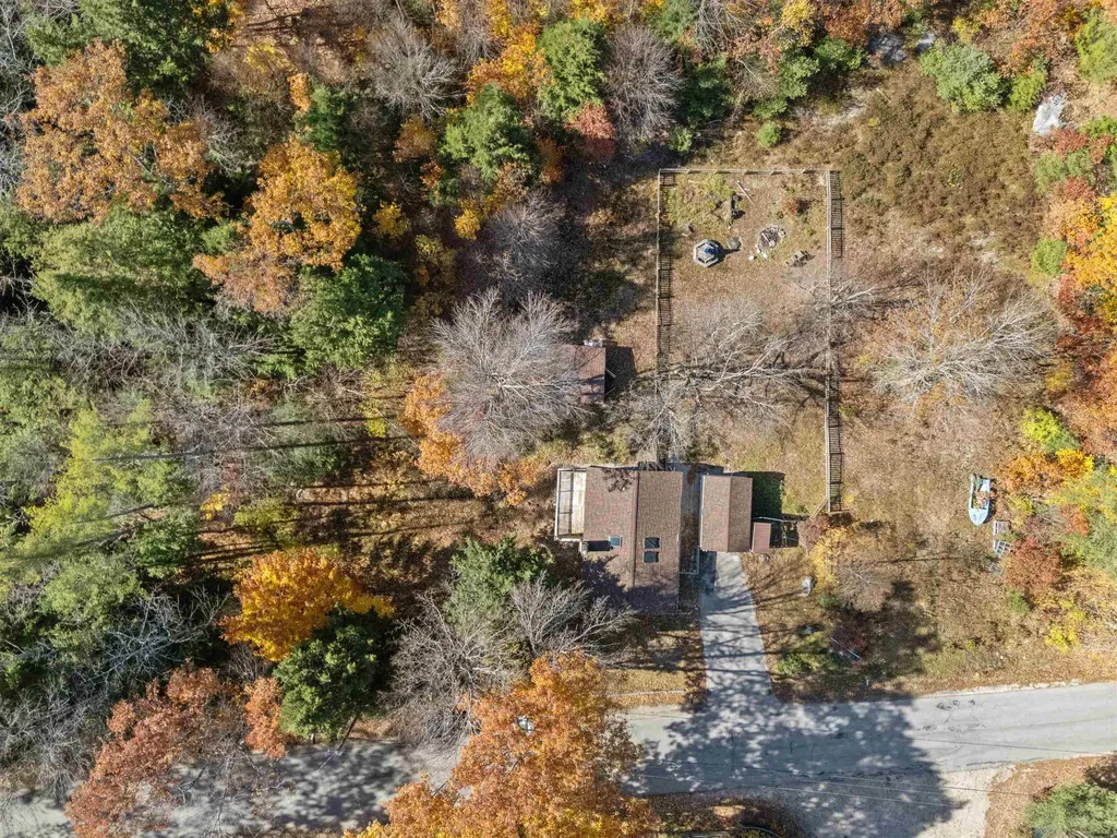 433 Deer Meadow Road Webster NH 03303