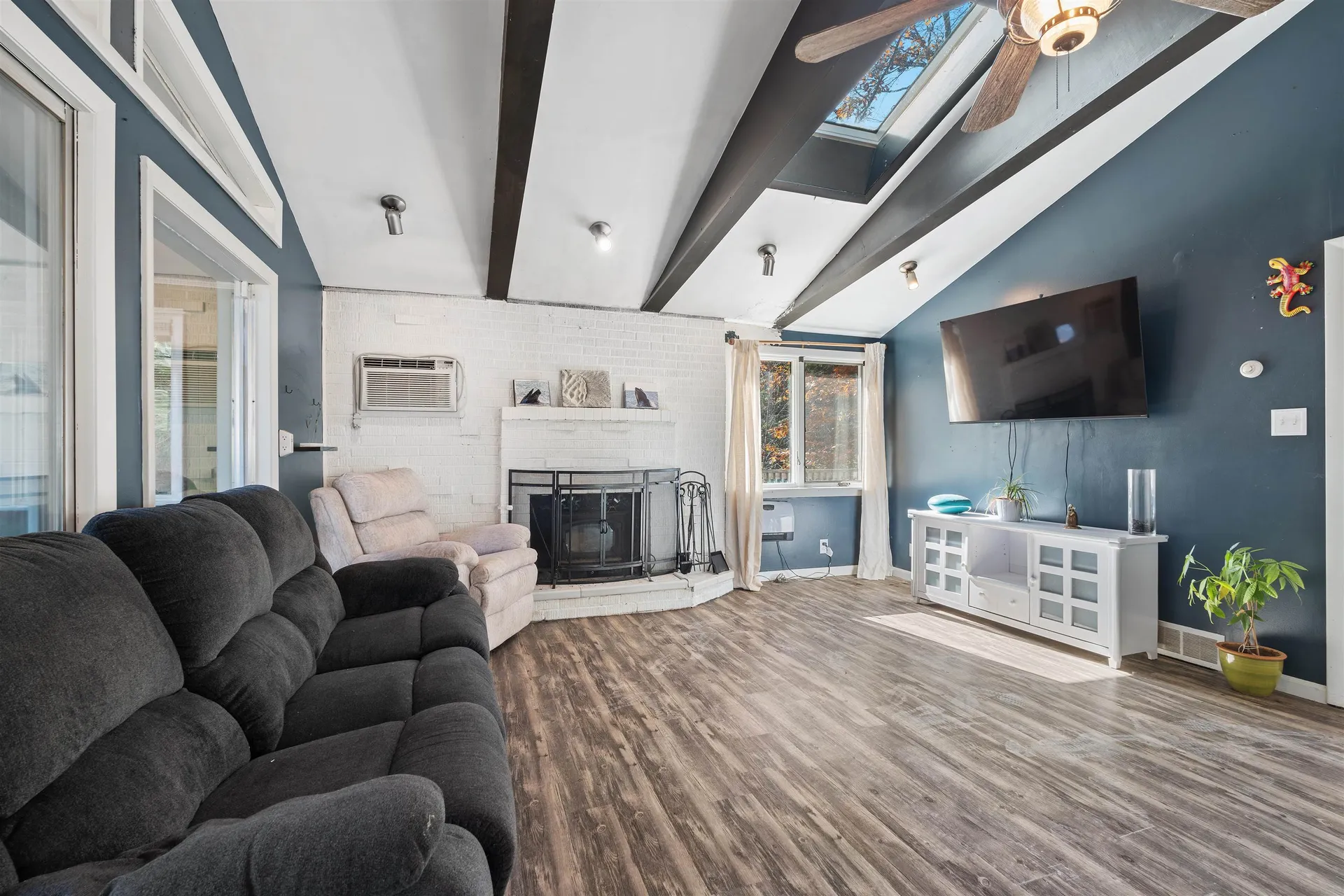 433 Deer Meadow Road Webster NH 03303