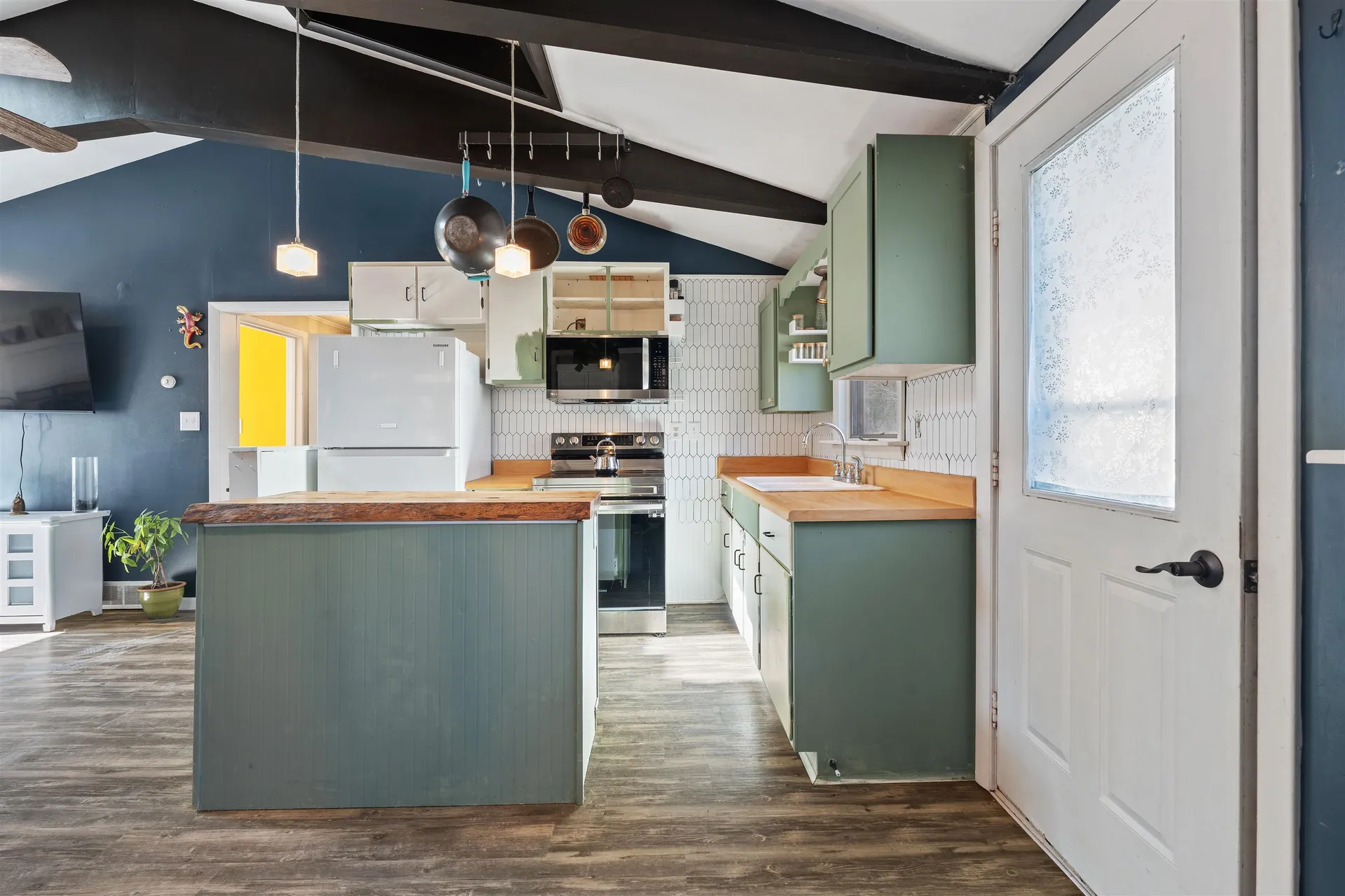 433 Deer Meadow Road Webster NH 03303