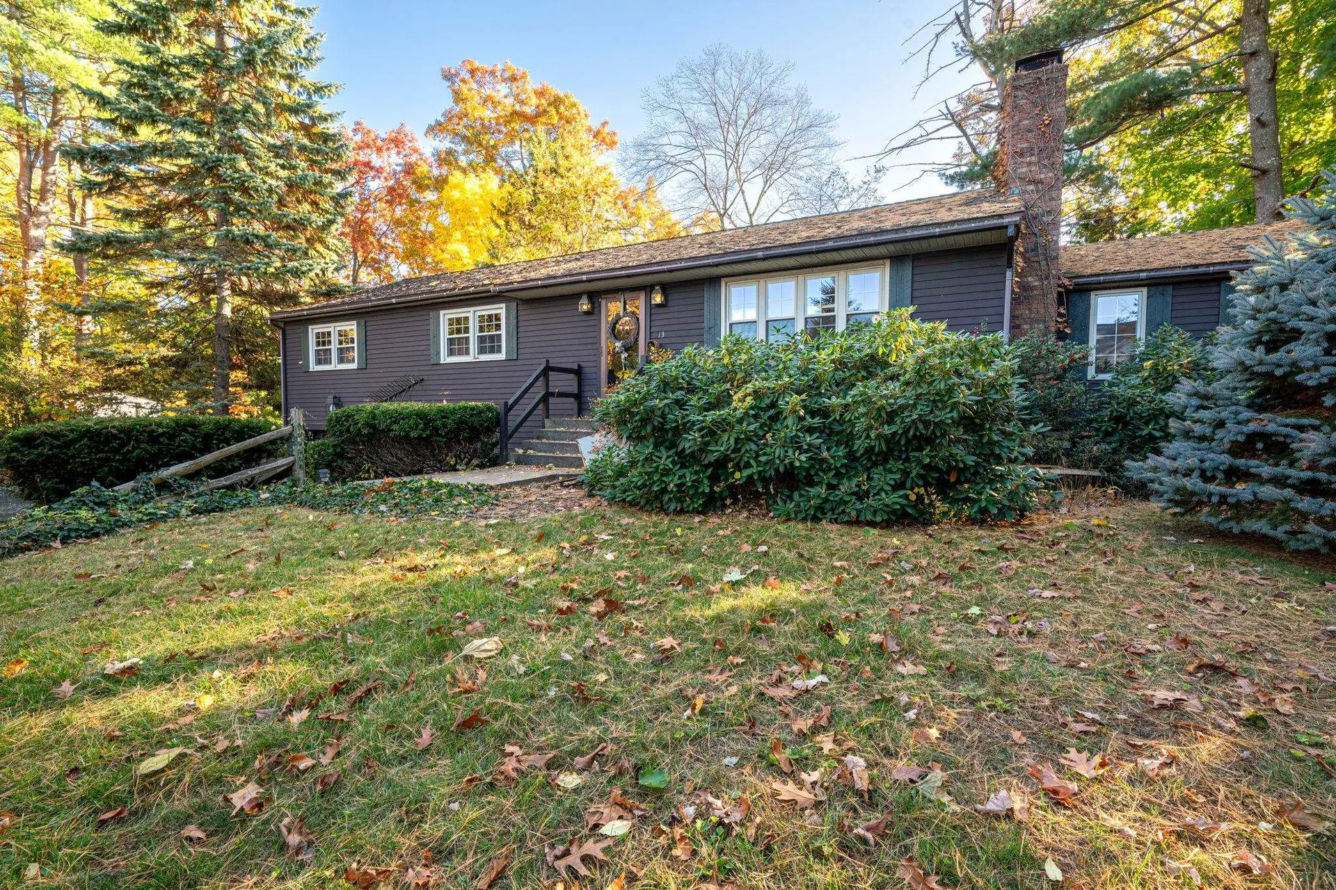 13 Moses Street Manchester NH 03109