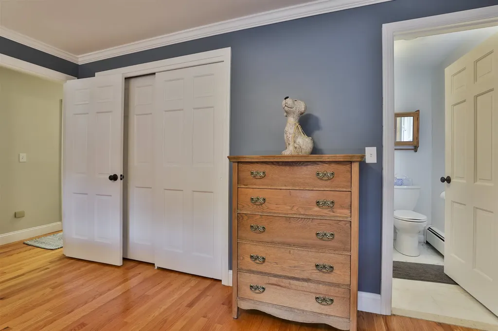 15 Coleridge Road Nashua NH 03062