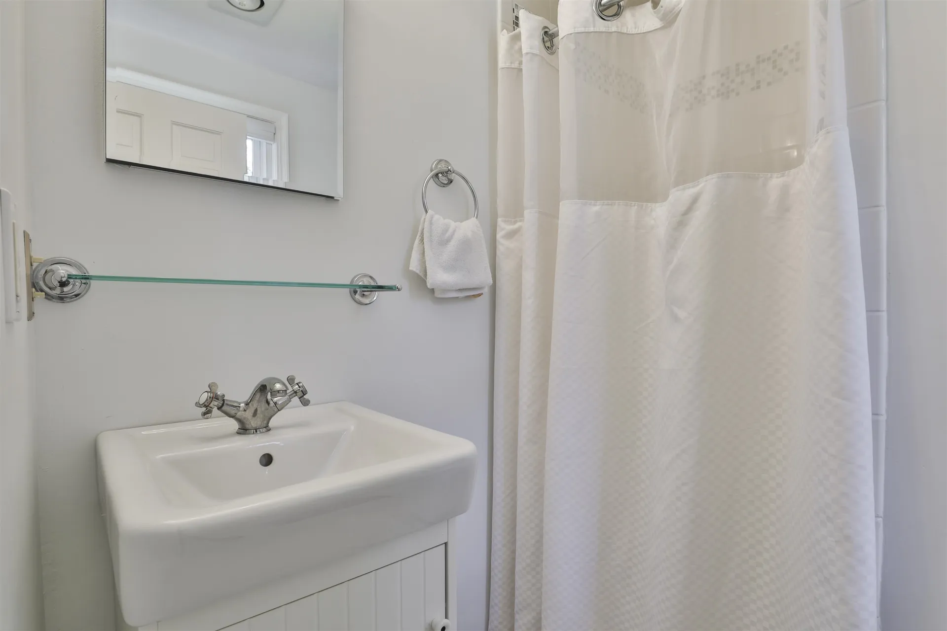 15 Coleridge Road Nashua NH 03062