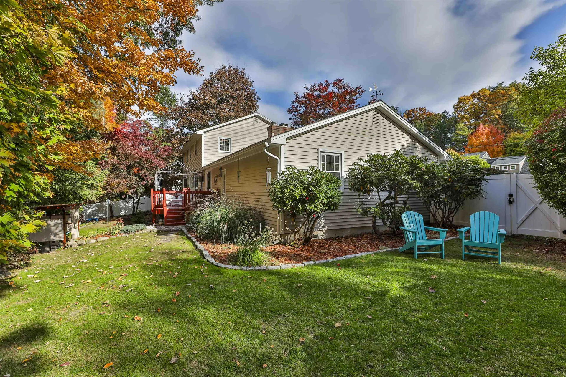 15 Coleridge Road Nashua NH 03062