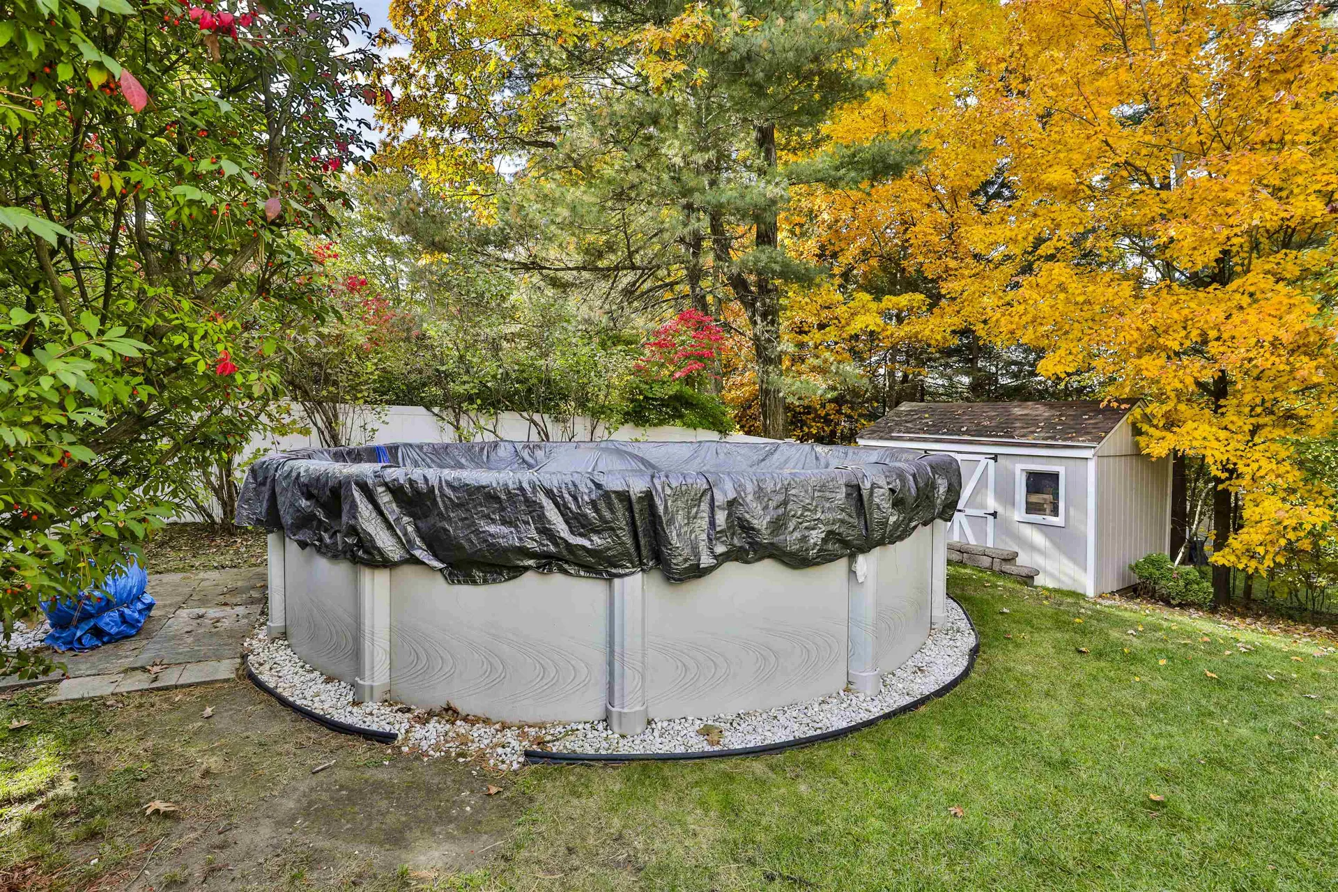 15 Coleridge Road Nashua NH 03062