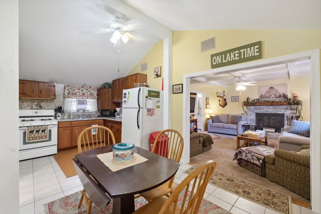 15 Glines Park Road Northfield NH 03276