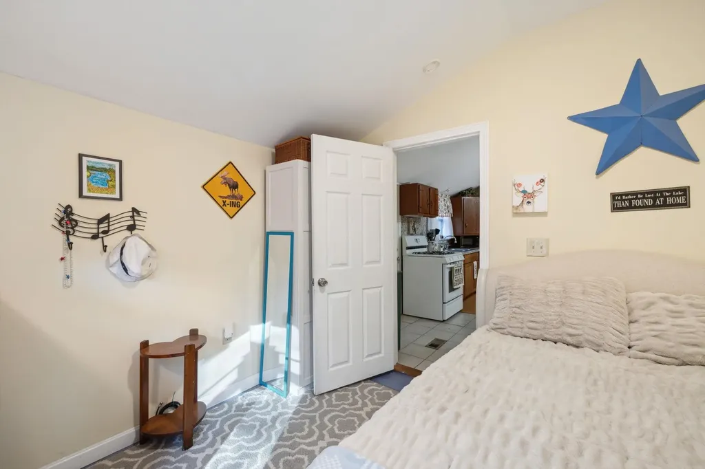 15 Glines Park Road Northfield NH 03276