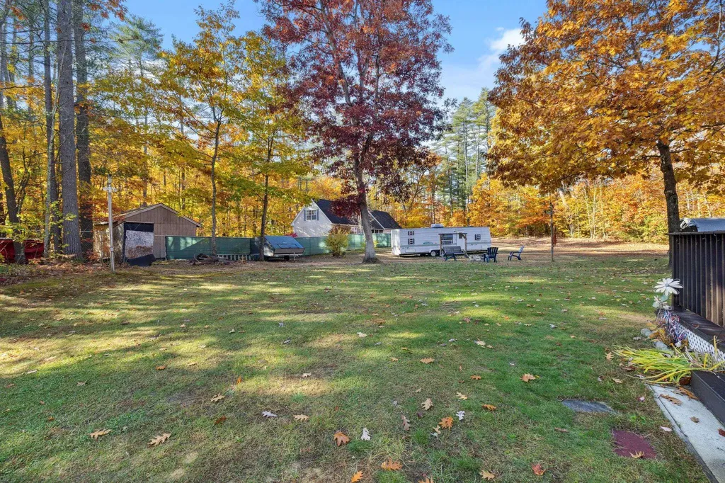 15 Glines Park Road Northfield NH 03276