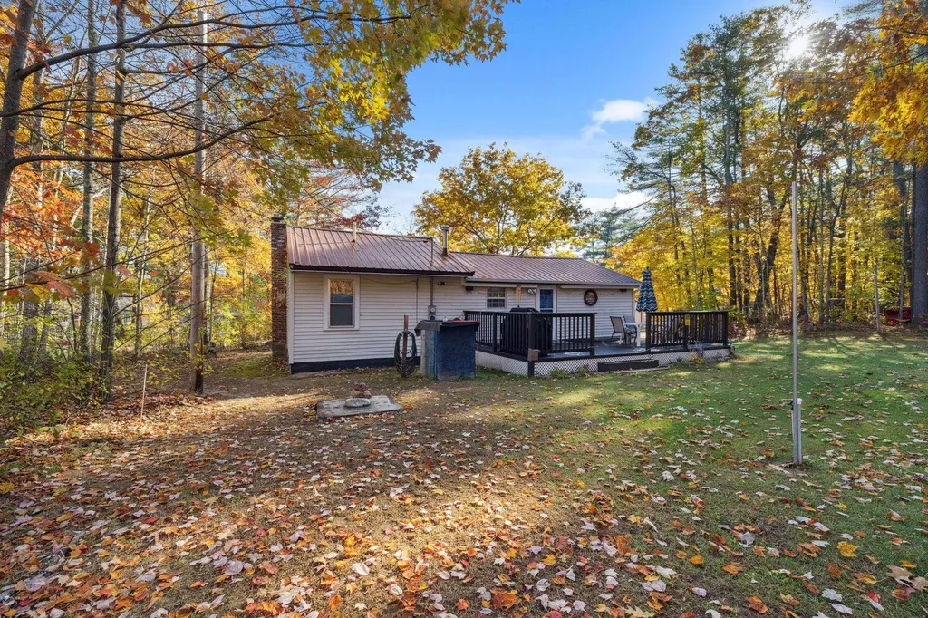 15 Glines Park Road Northfield NH 03276