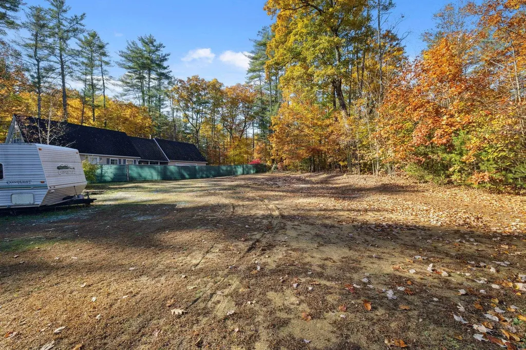 15 Glines Park Road Northfield NH 03276