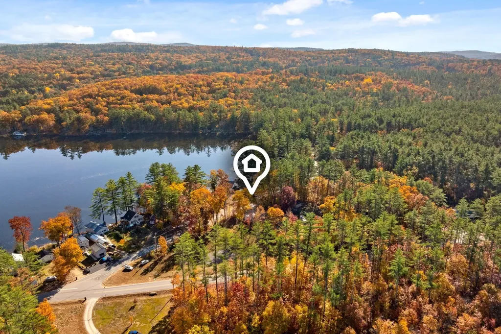 15 Glines Park Road Northfield NH 03276