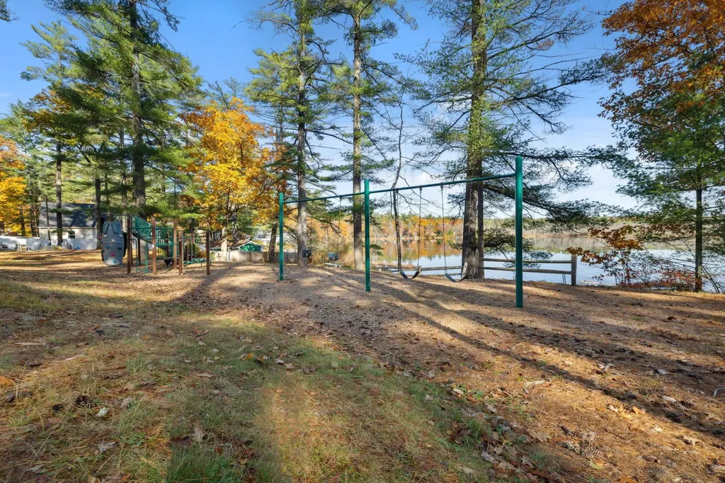 15 Glines Park Road Northfield NH 03276