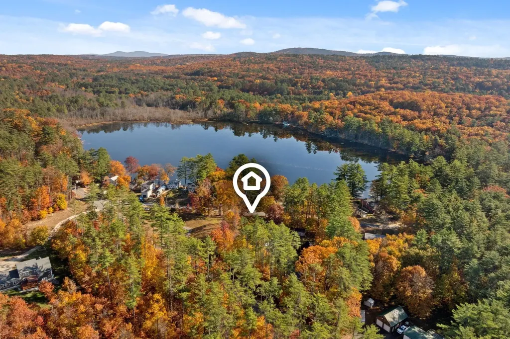 15 Glines Park Road Northfield NH 03276