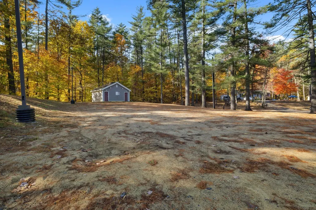 15 Glines Park Road Northfield NH 03276