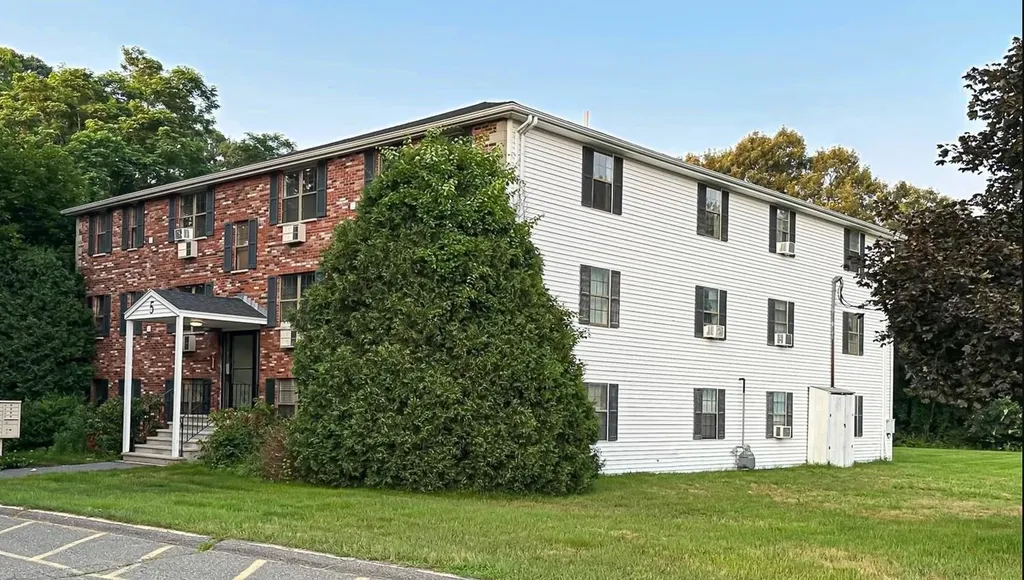 48 Westville Road Plaistow NH 03865