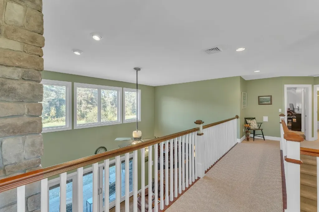 85 Evergreen Lane Ferrisburgh VT 05473