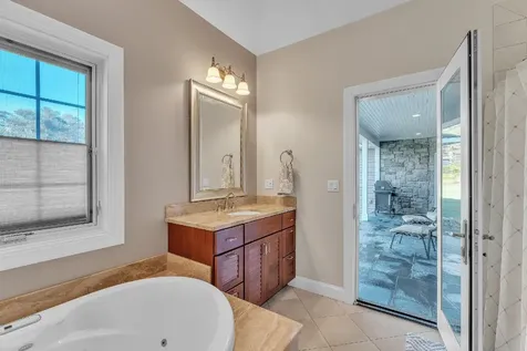 85 Evergreen Lane Ferrisburgh VT 05473