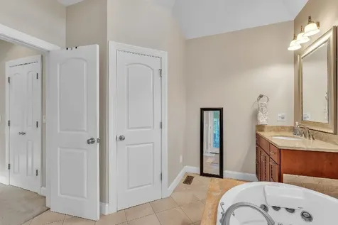 85 Evergreen Lane Ferrisburgh VT 05473