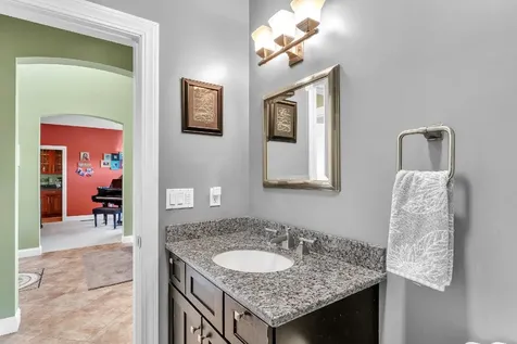 85 Evergreen Lane Ferrisburgh VT 05473