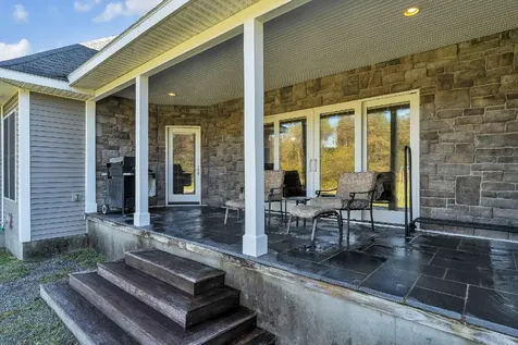 85 Evergreen Lane Ferrisburgh VT 05473