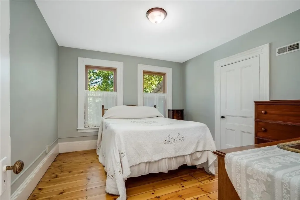 1 North Main Street Mont Vernon NH 03057