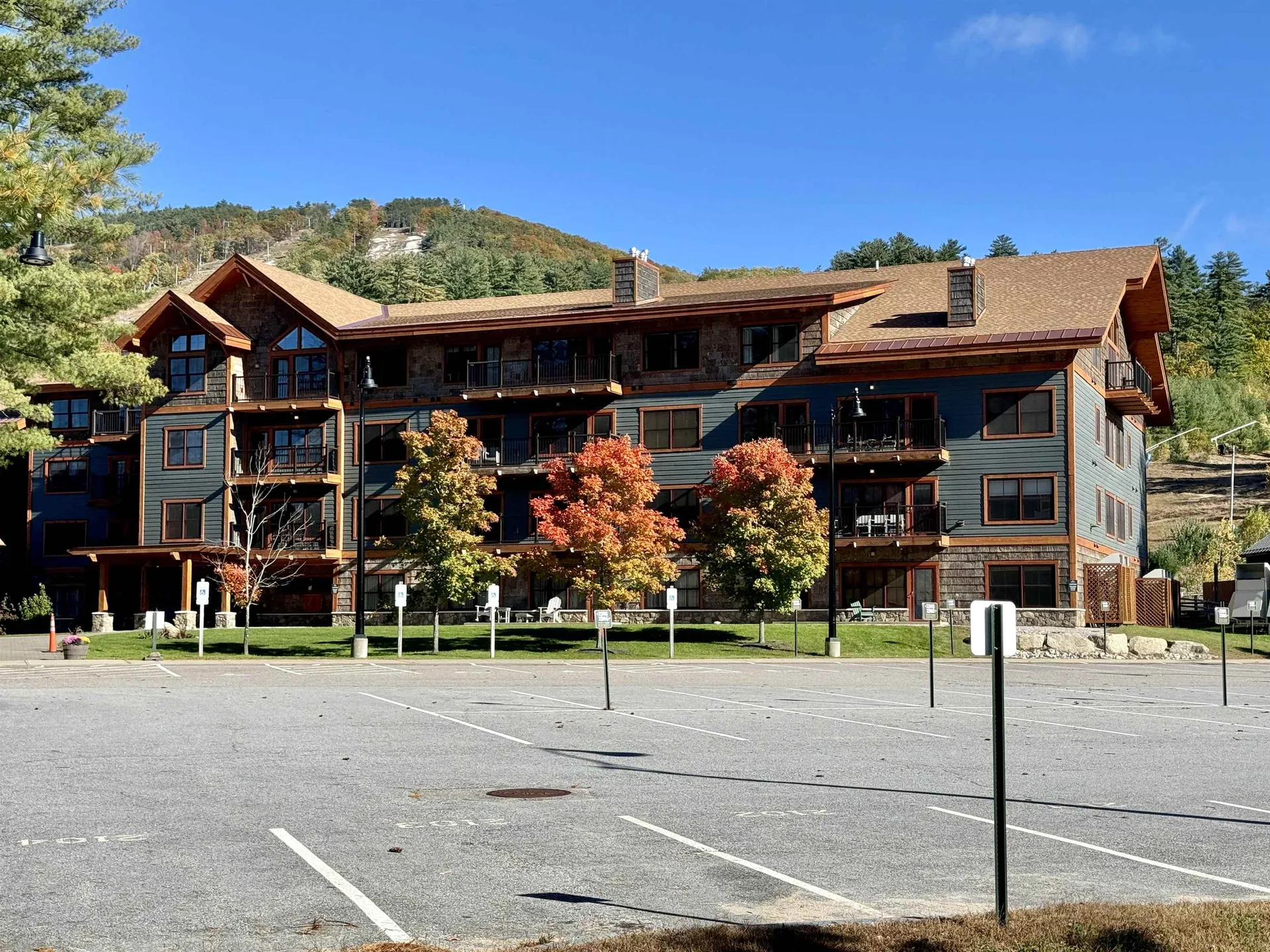 235 Skimobile Road Conway NH 03860