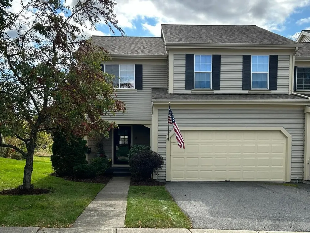 15 Cardinal Lane Essex VT 05452