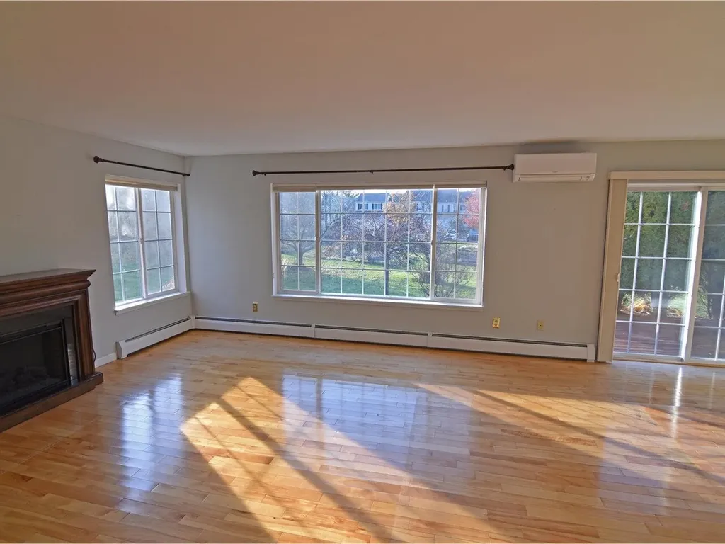 15 Cardinal Lane Essex VT 05452