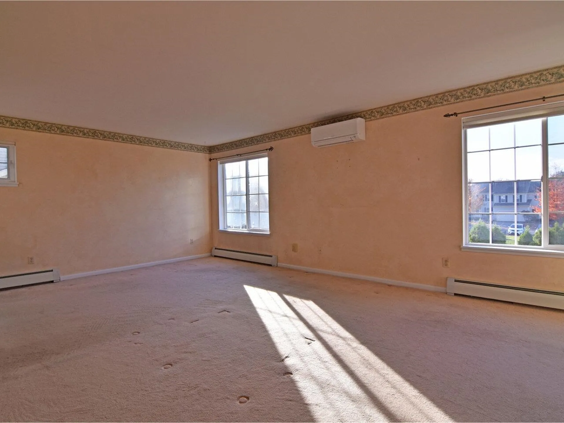 15 Cardinal Lane Essex VT 05452