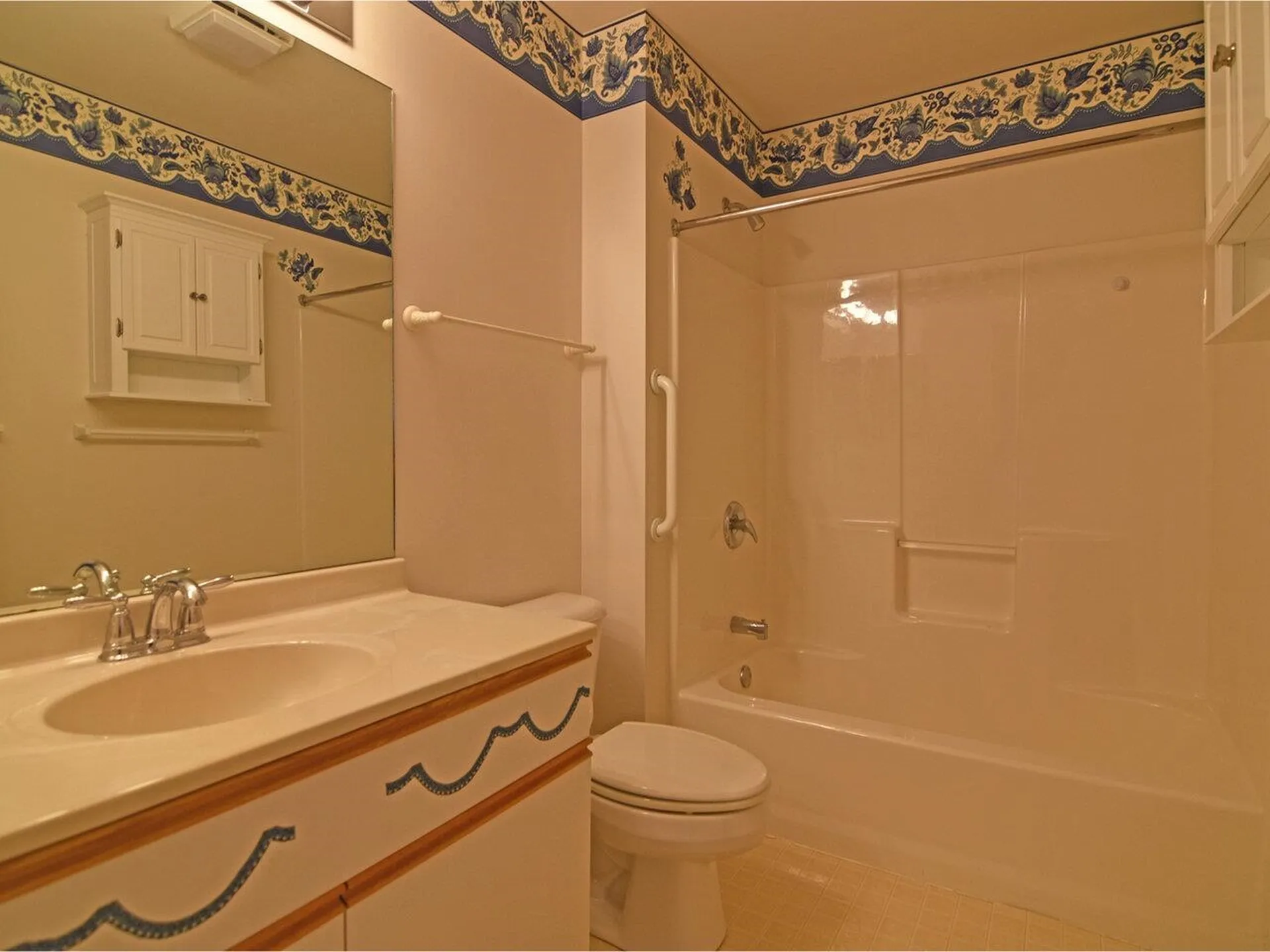 15 Cardinal Lane Essex VT 05452