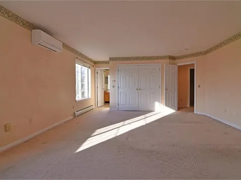 15 Cardinal Lane Essex VT 05452