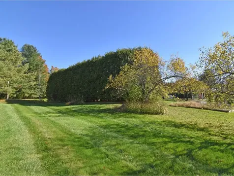 15 Cardinal Lane Essex VT 05452