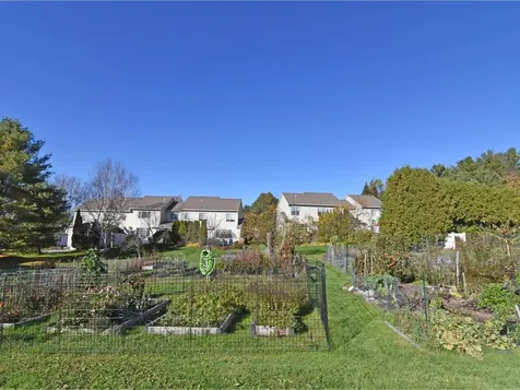 15 Cardinal Lane Essex VT 05452