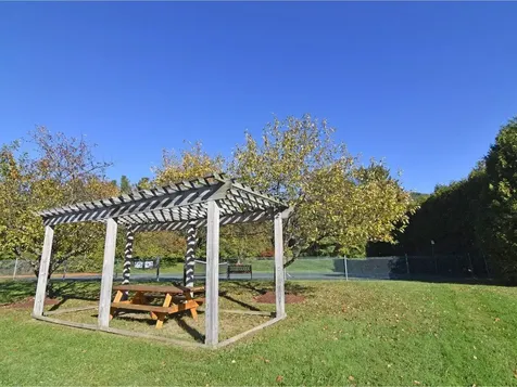 15 Cardinal Lane Essex VT 05452