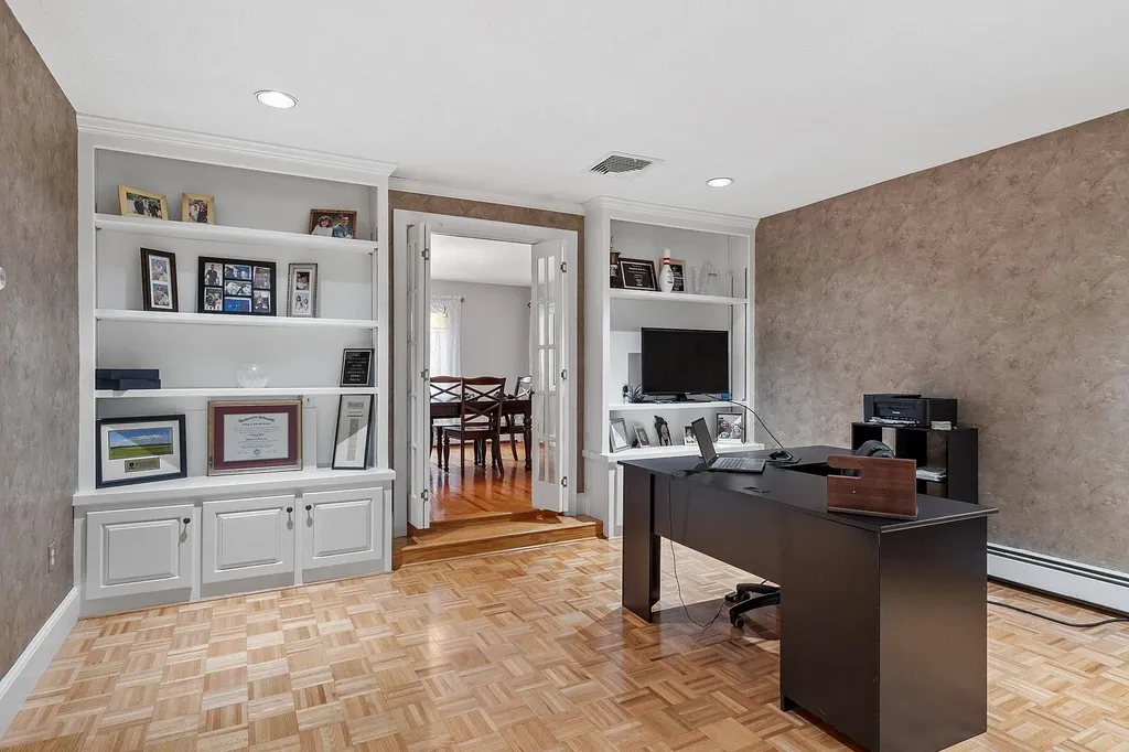 23 Hawthorne Road Windham NH 03087