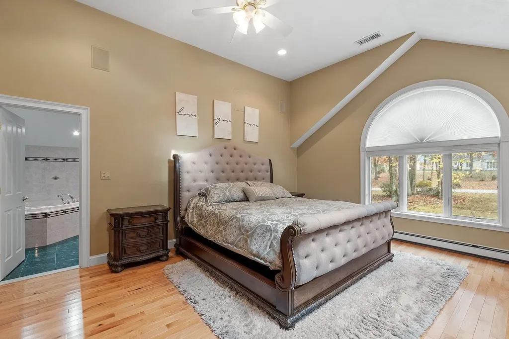 23 Hawthorne Road Windham NH 03087