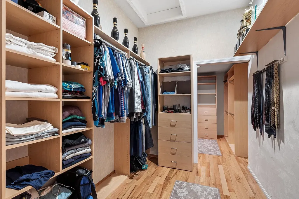 23 Hawthorne Road Windham NH 03087