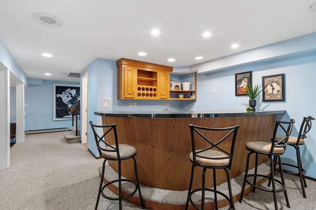 23 Hawthorne Road Windham NH 03087