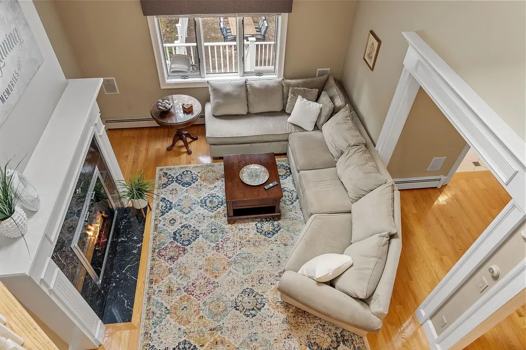 23 Hawthorne Road Windham NH 03087