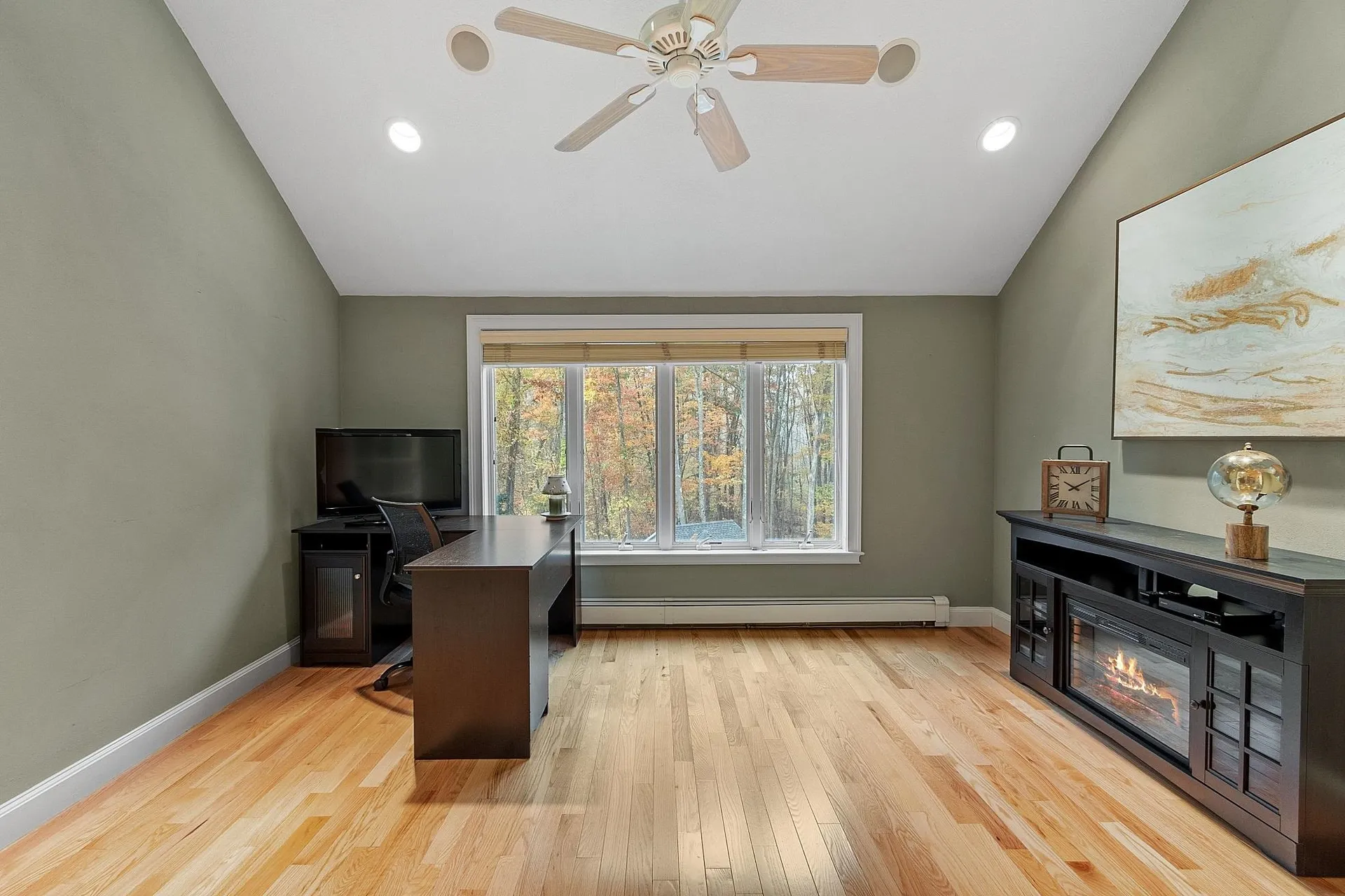 23 Hawthorne Road Windham NH 03087