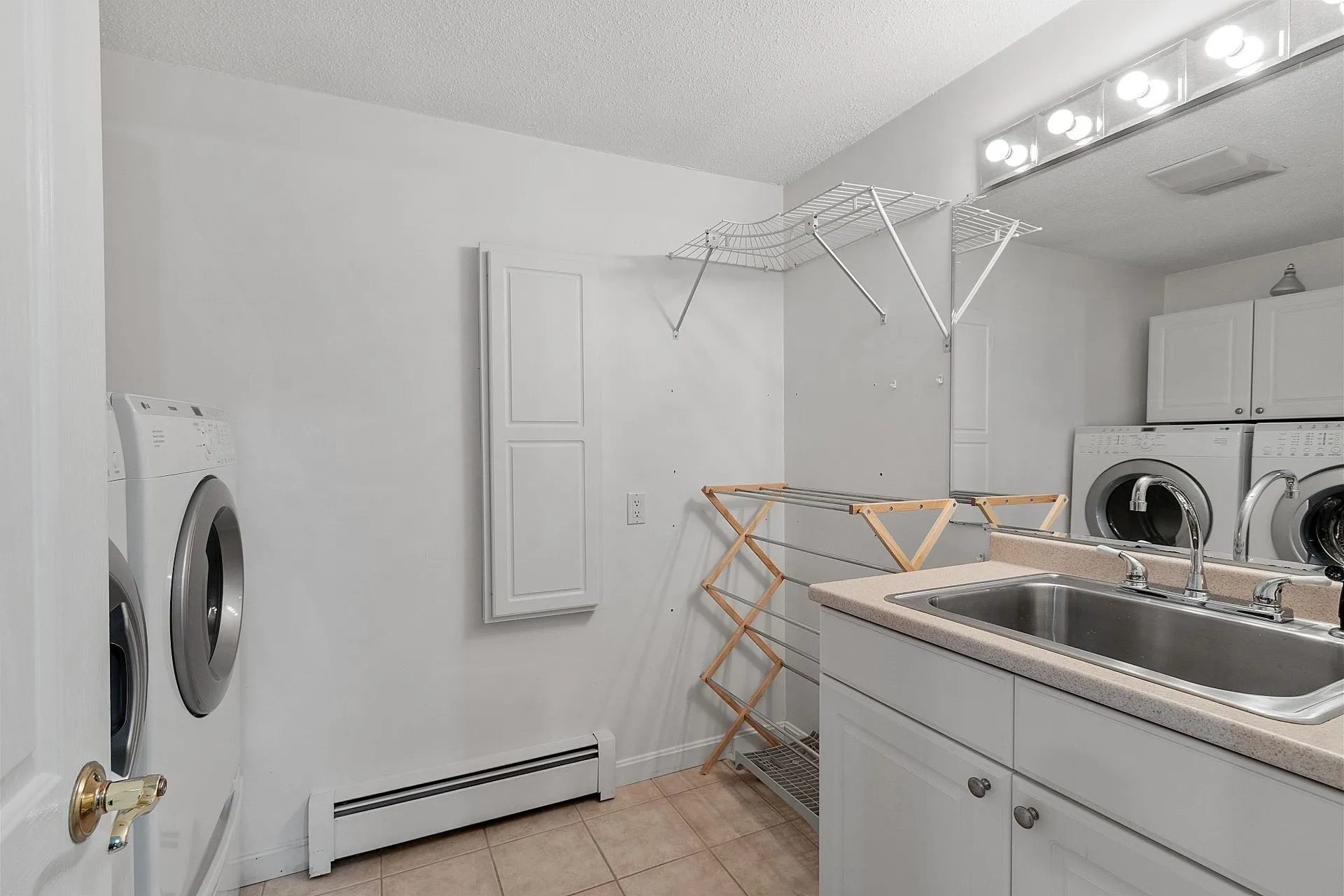 23 Hawthorne Road Windham NH 03087